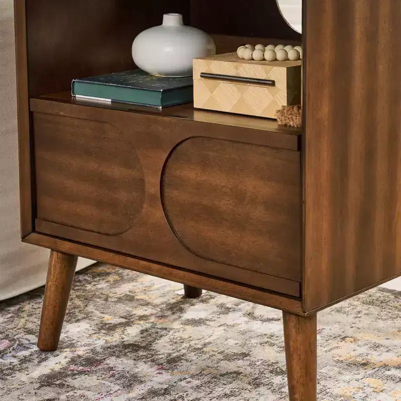Tavolino Divano Moderno Scanalato, Tavolino Laterale in Legno con Cassetto e Ripiano Aperto, Comodino d'Accento per Camera da Letto, Tavolino da Notte Stile Rustico per Soggiorno