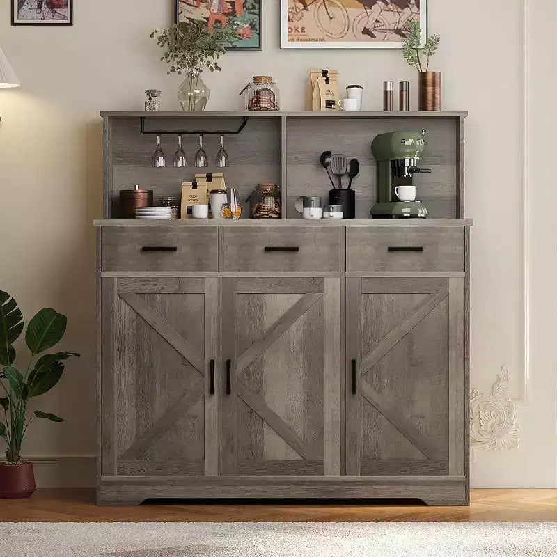 Credenza a Buffet in Stile Rustico con Porta Microonde, Armadio Contenitore con Ante a Stalla, Cassetti e Ripiani Regolabili, Mobile Bar per Caffè in Legno