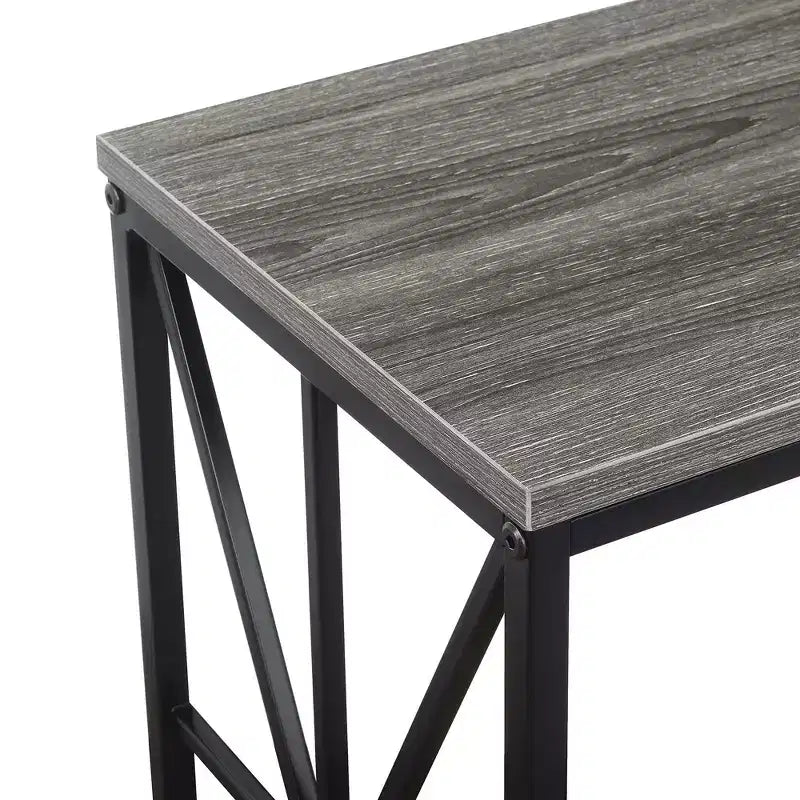 Tavolino laterale Belmont con stazione di ricarica e ripiano, due porte USB, tavolino accentato con elegante struttura incrociata per l'arredamento della camera da letto
