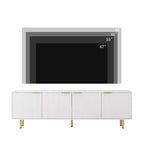 Mobile TV moderno da 68 pollici con scanalature, ante contenitore e ripiani per dispositivi multimediali, adatto a TV da 55 pollici e oltre, ideale per soggiorni, bianco