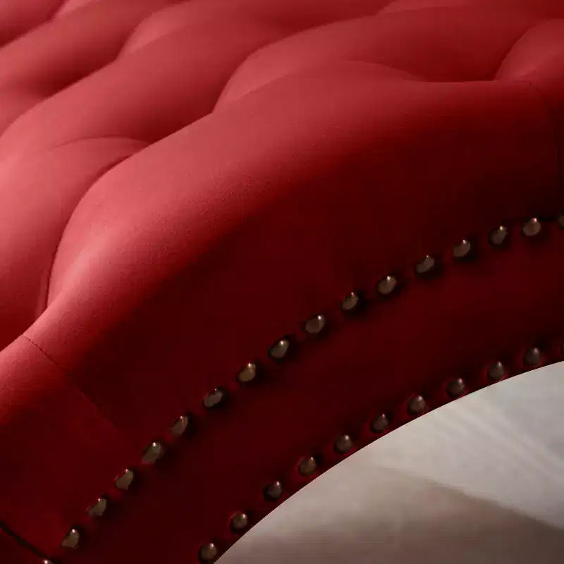 Chaise longue imbottita in velluto vintage Parley con schienale trapuntato e passamaneria con borchie