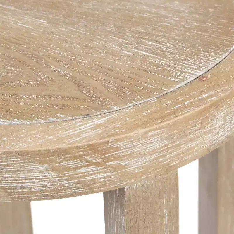 Tavolino d'appoggio Harley rotondo color grano - impiallacciatura in frassino, ripiano in rattan, 71 cm di altezza
