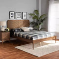 Letto King Elston in Rattan Sintetico e Legno Marrone/Noce Cenere - Design Mid-Century, Gambe Tornite