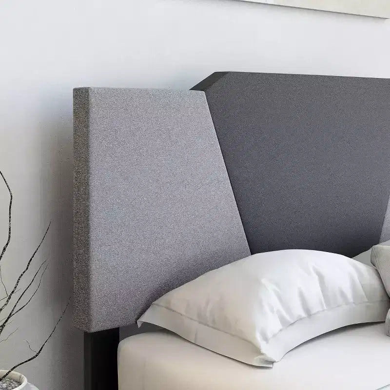 Letto queen Sydney Contemporary in lino imbottito grigio antracite - Doghe in legno di betulla resistenti, Rete a molle richiesta